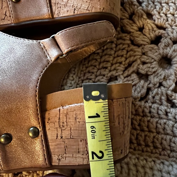 Boutique- Corky’s Refreshing Wedge Sandal Size 7 - Picture 13 of 16